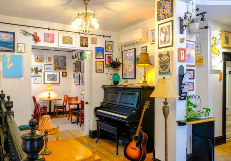 Art House Cafe – Ottawa Chinatown